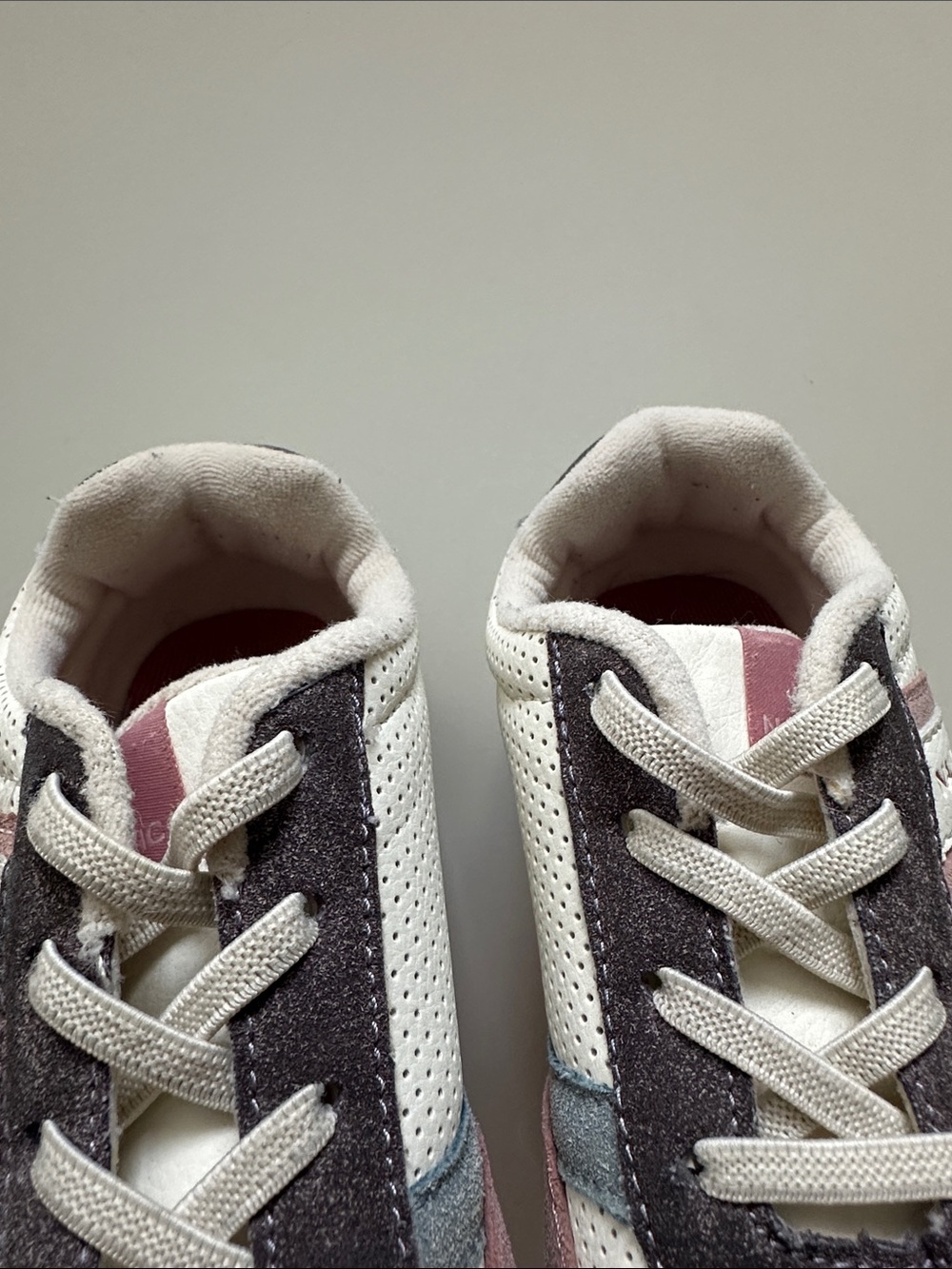 Nautica Girls tennis shoes size 12 - Picture 2 of 7
